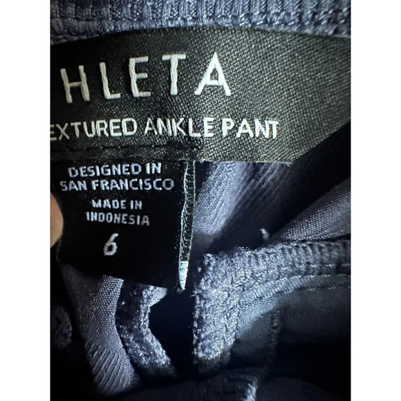 Athleta Brooklyn Textured Ankle Pant Size 6 Blue Leopard EUC Blue Animal Print - Picture 4 of 6